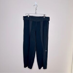 Vintage Lululemon Belt it Out Crop Wide Leg Pants Black Medium